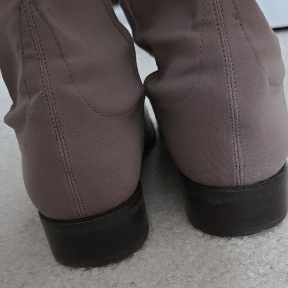 Stuart Weitzman 5050 Bold Tan Suede Over the Knee Boots - Picture 3 of 9